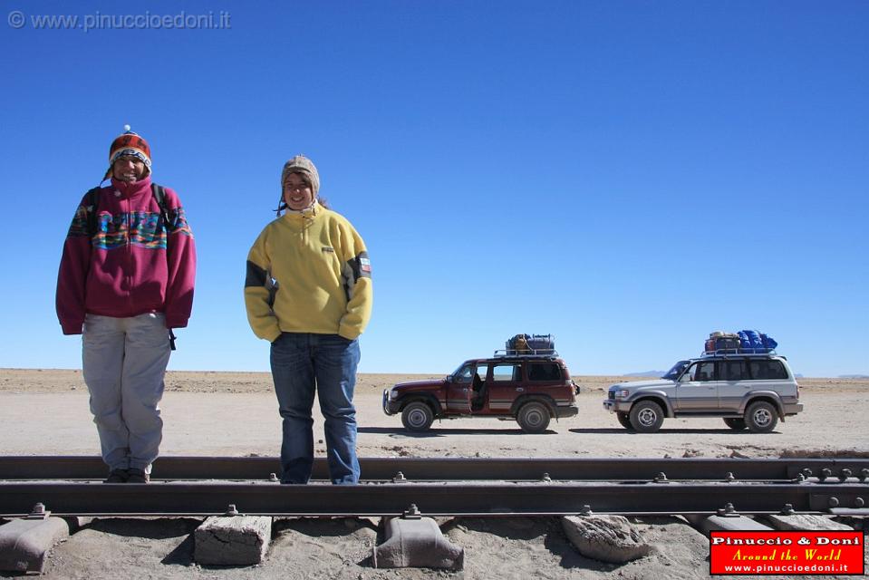 BOLIVIA - Uyuni - Cimitero delle locomotive - 10.jpg